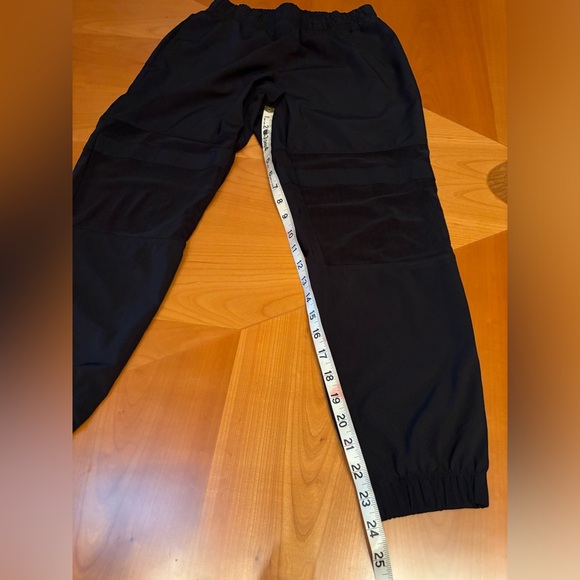 Fabletics Lightweight Mesh Joggers - Picture 4 of 4